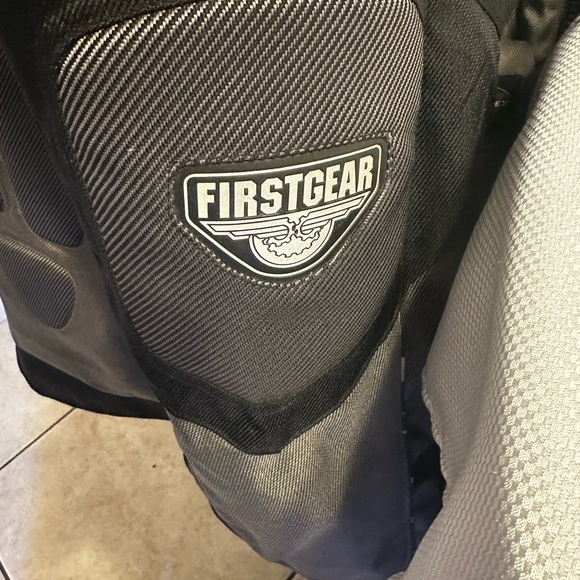 FirstGear Motorcycle Jacket with Protective Padding Large - Picture 6 of 8